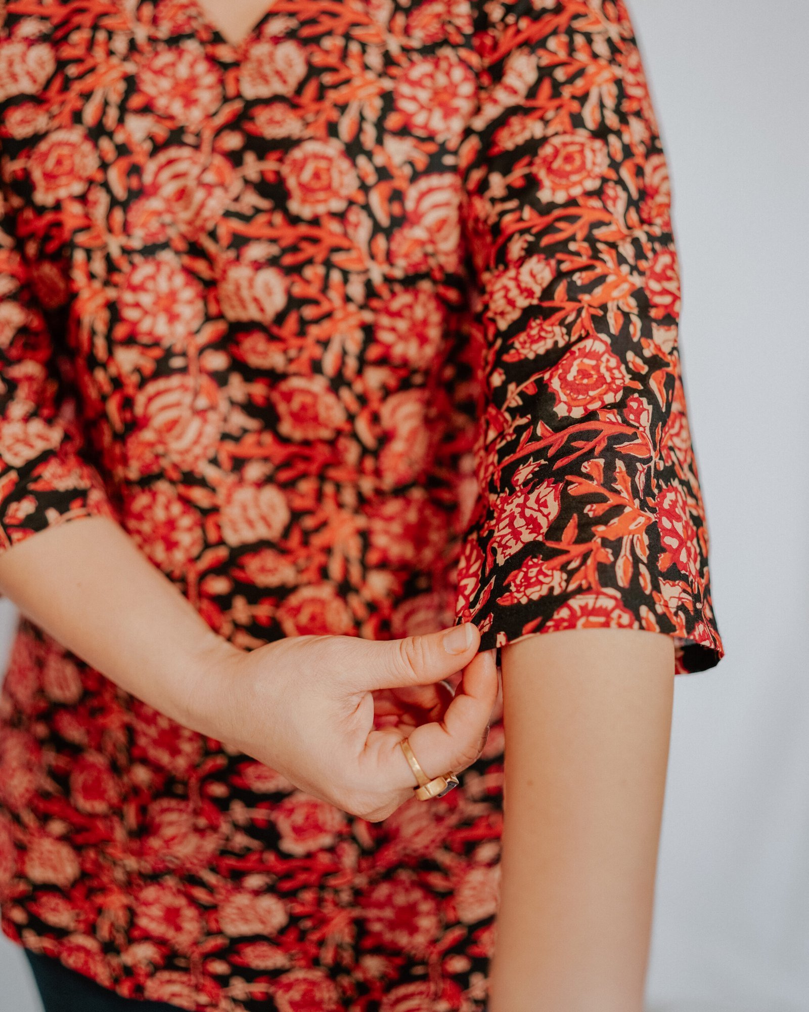 JAT02750-scaled-1.jpg Black Red Floral Cotton Top